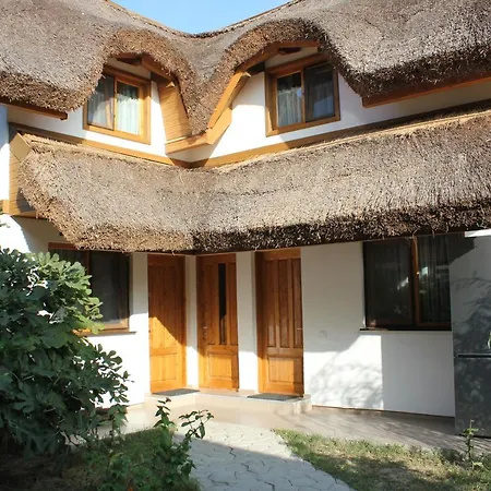 Cerdacul Cu Stuf بيت ضيافة سفنتو جيورجي