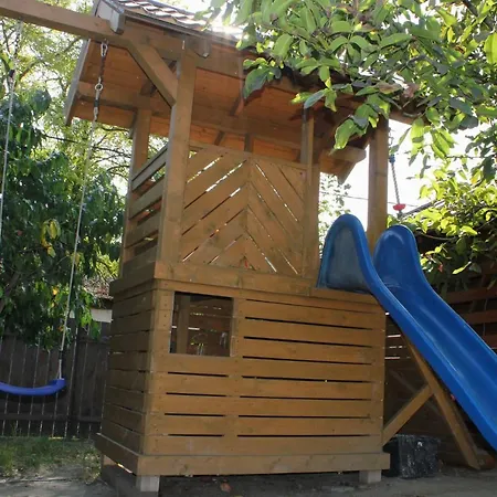 Cerdacul Cu Stuf Guest house Sfantu Gheorghe (Tulcea)